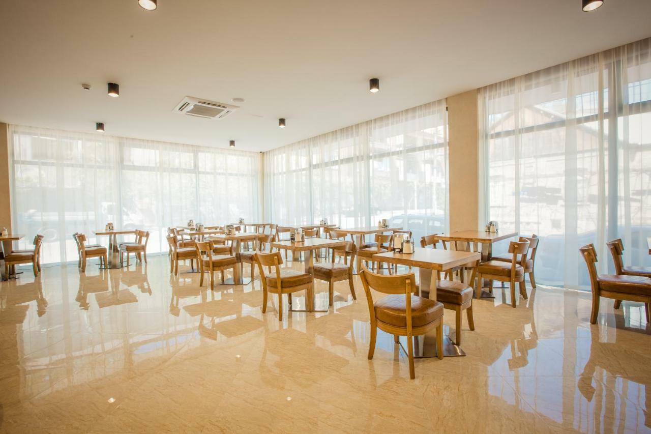 Hotel Elisi By Gtm Tiflis Exterior foto